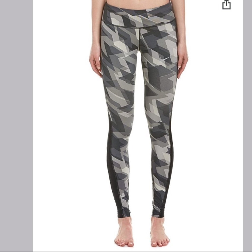 NIKE•Power Racer Geometric Leggings